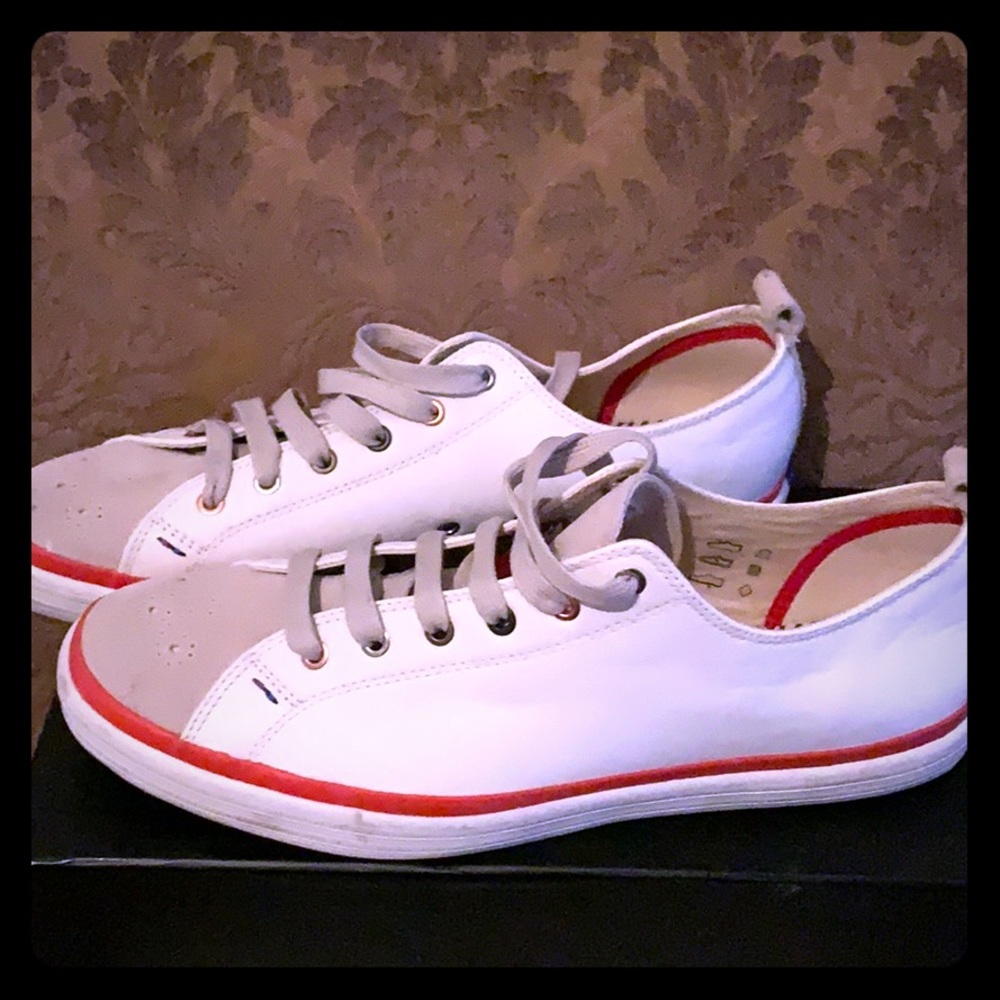Paul Smith leather size 11 run size 10 brand new